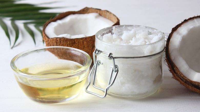 Solid and liquid coconut oil