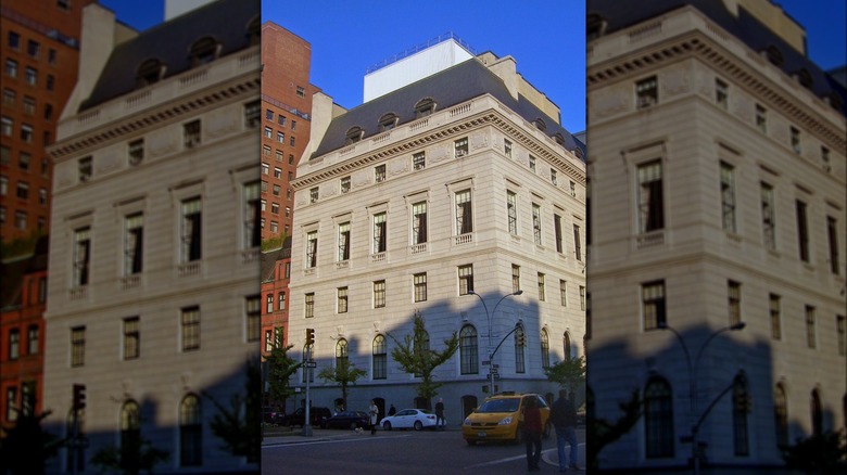 Union Club building in NYC