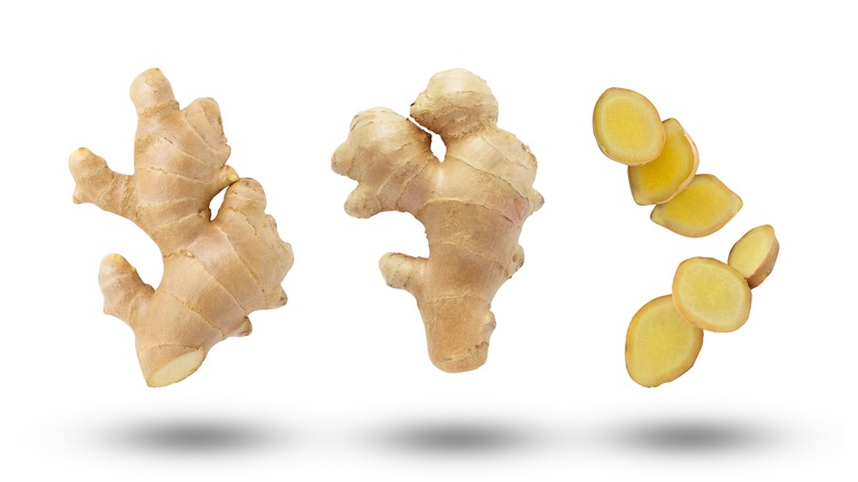 ginger root and slices