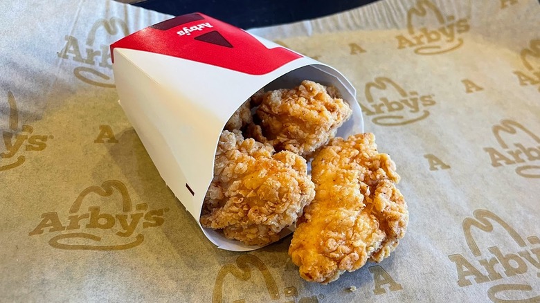 Arby's chicken nuggets box