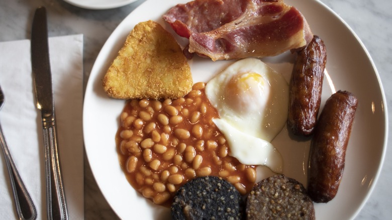 Full Irish Breakast with black pudding