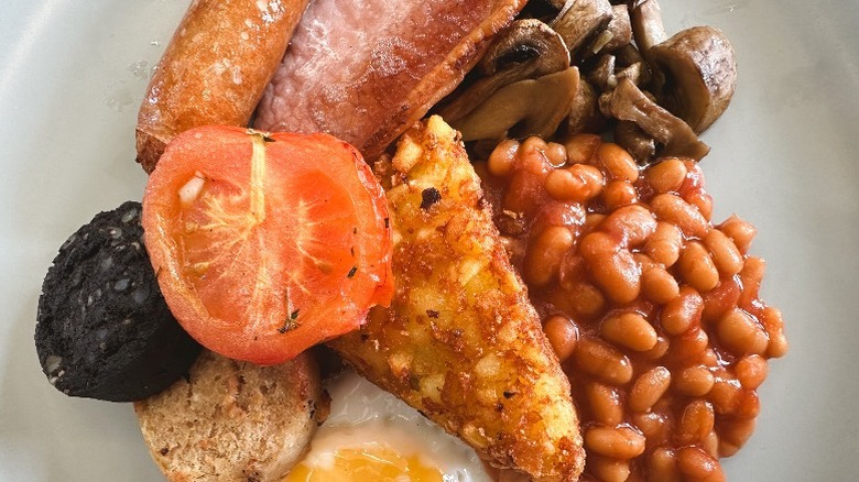 Plate of Irish Breakfast from above