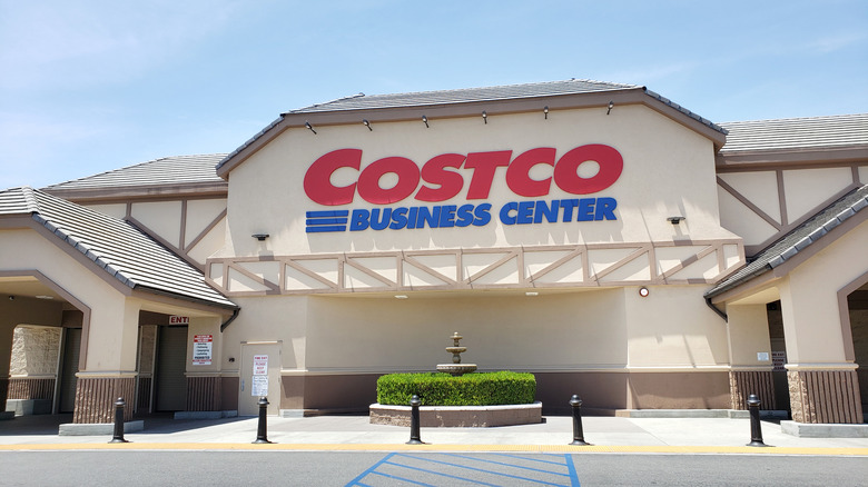 A Costco Business Center