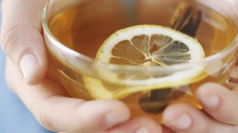 warming cup with spices