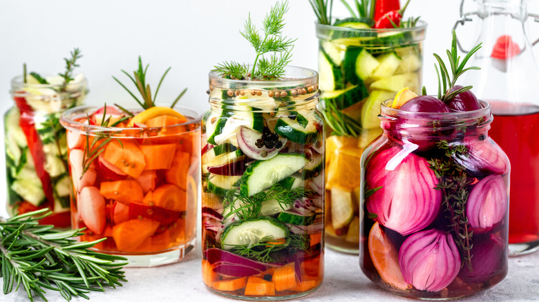 Pickled vegetables with herbs