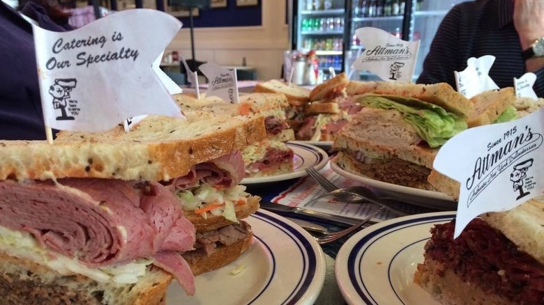 The Hands-Down Best Reuben Sandwiches In The US, According To Reviews