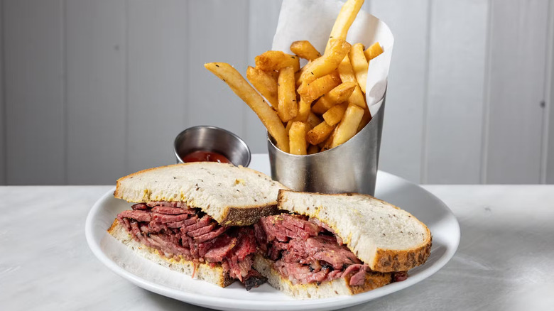 Friedman's deli Reuben