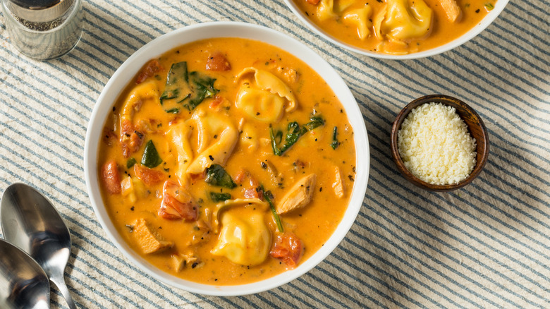 Tortellini in tomato soup