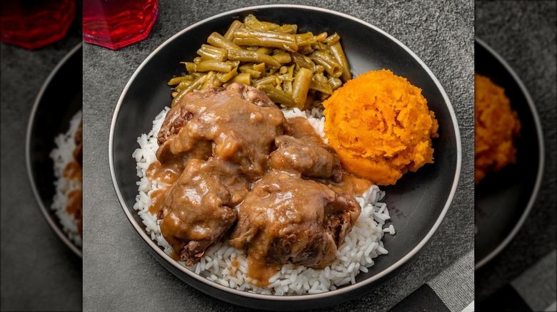 Oxtails with sides, The Busy Bee Cafe