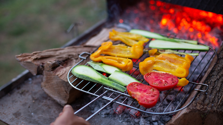 Various vegetables on a grilling rack