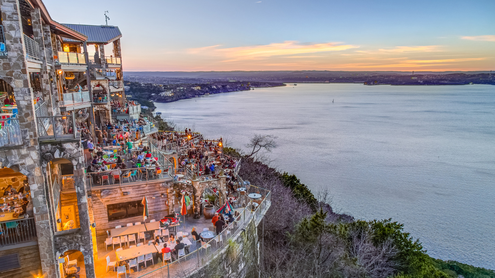 The Massive Texas Restaurant That Can Serve 2,500 People At Once – Chowhound