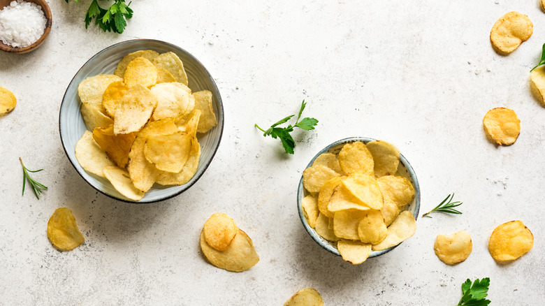 Herbs and potato chips