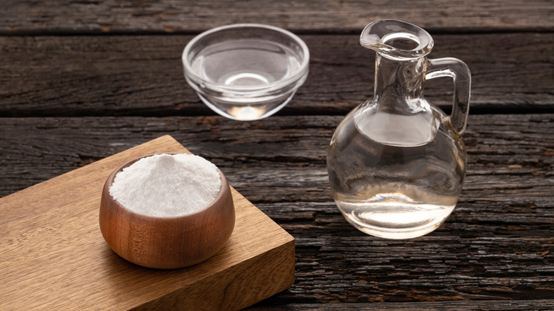 Baking soda and vinegar on table