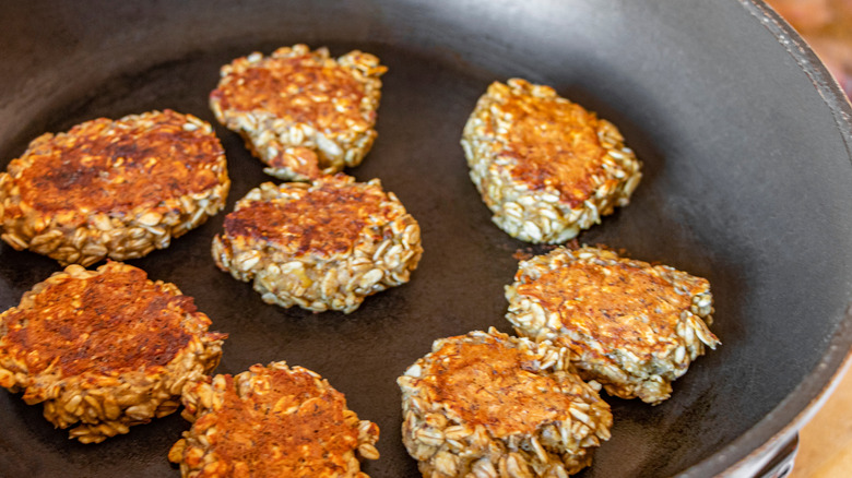 Fried oatmeal squares in pan