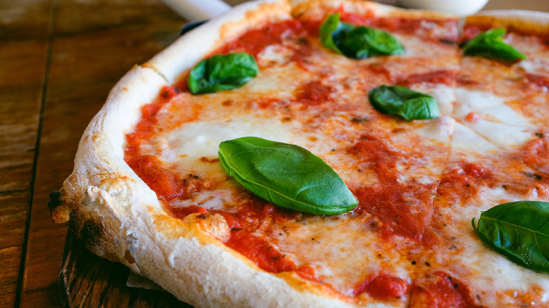 Margherita pizza