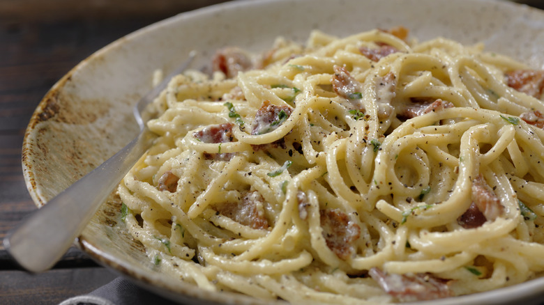 bowl of spaghetti carbonara