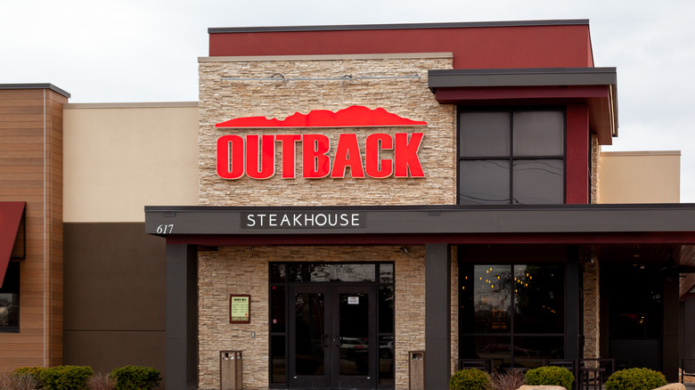 Outback Steakhouse building