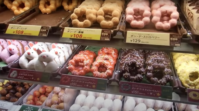Mr. Donut shelves in Japan