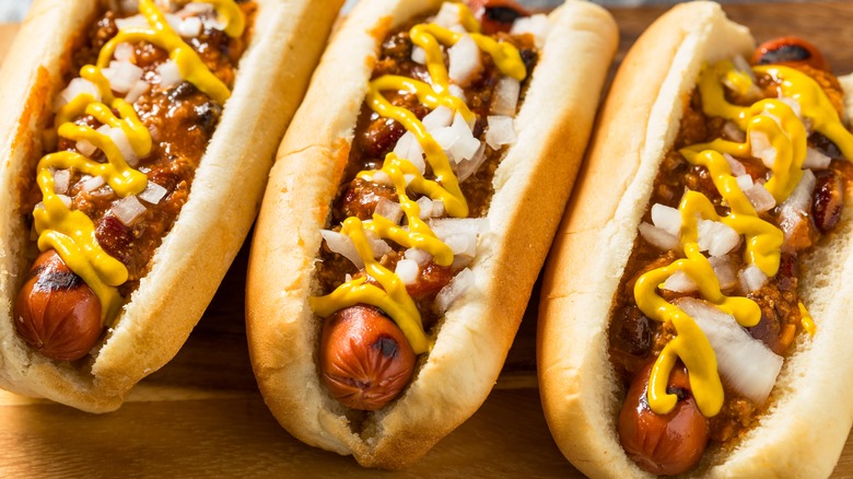 prepared chili dogs