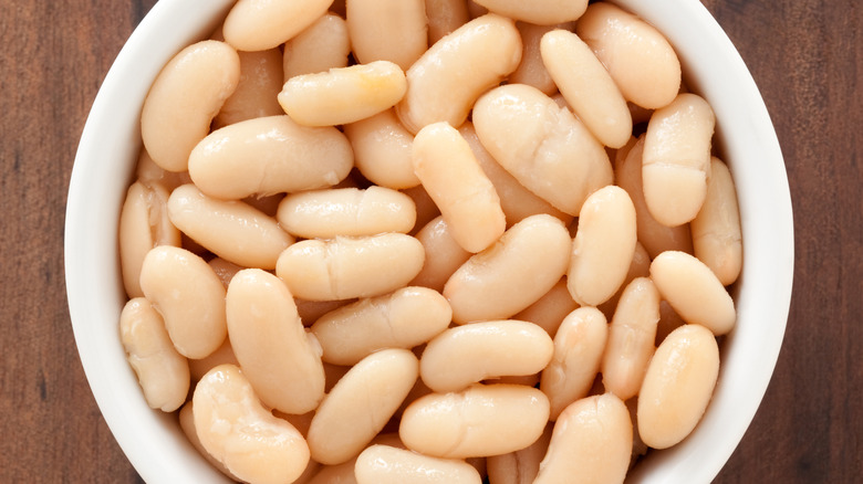 white bowl of butter beans