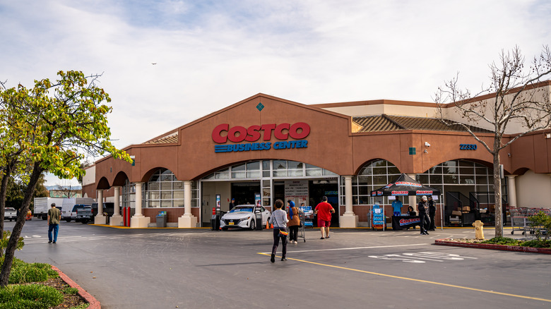 Shoppers walking up to a Costco Business Center in California