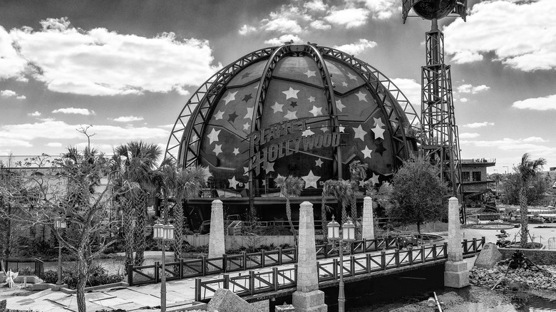 black and white Planet Hollywood