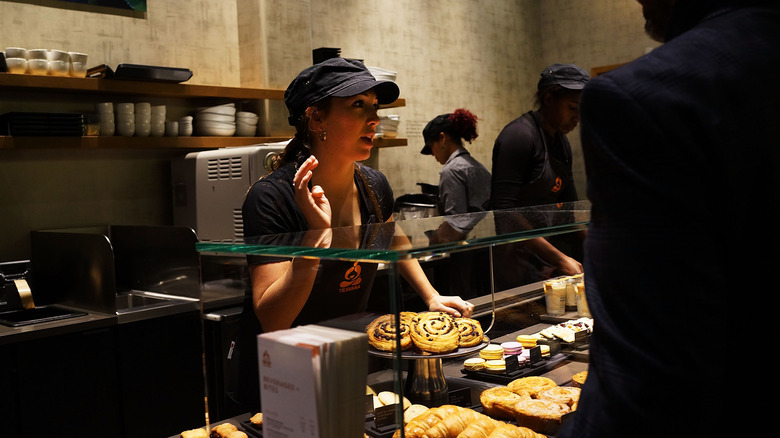 Barista working in Teavana tea bar