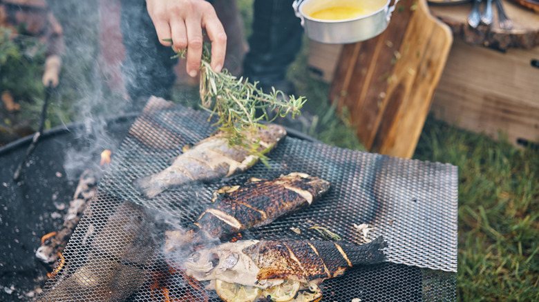 Grilling whole fish with aromatics