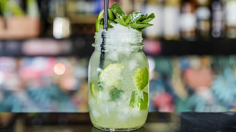 mojito in a mason jar