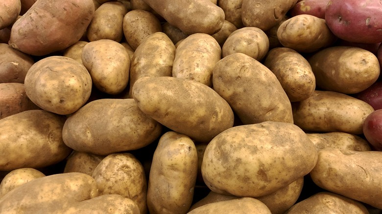 Pile of russet potatoes