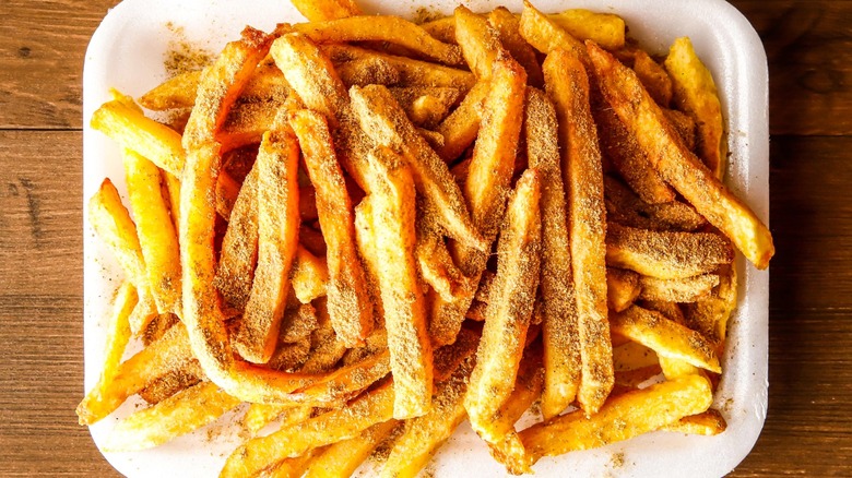 Masala chips dusted with spices