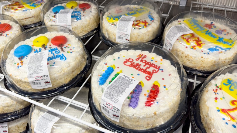 Costco bakery's custom-made birthday cakes