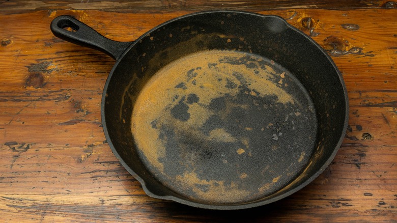 Rusty cast iron pan