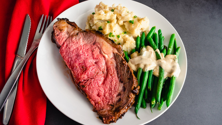 Prime rib with vegetables