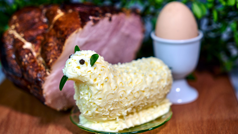 Butter lamb with ham and egg