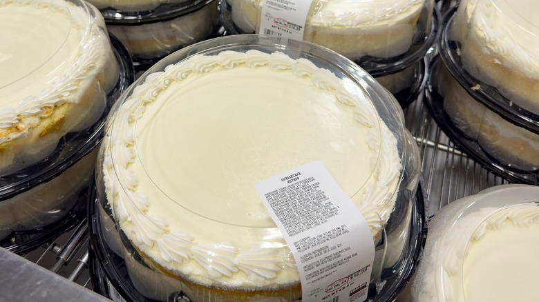 Costco cheesecake in packaging