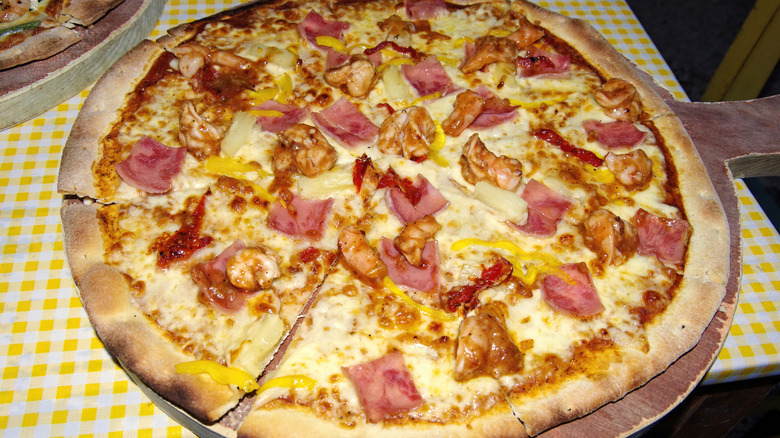 a Hawaiian pizza
