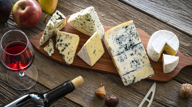 selections of blue cheese