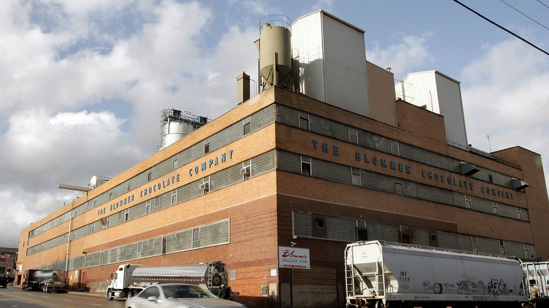 The now-closed Blommer chocolate factory in Chicago