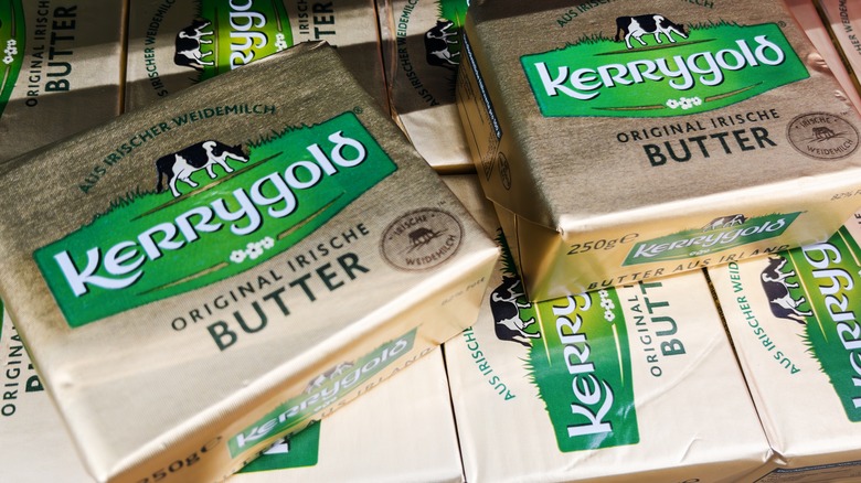 packages of kerrygold butter