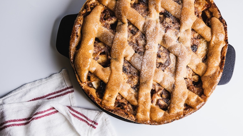 Apple pie on table