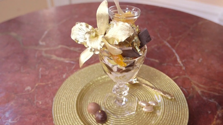 Serendipity 3's sundae served on a table.