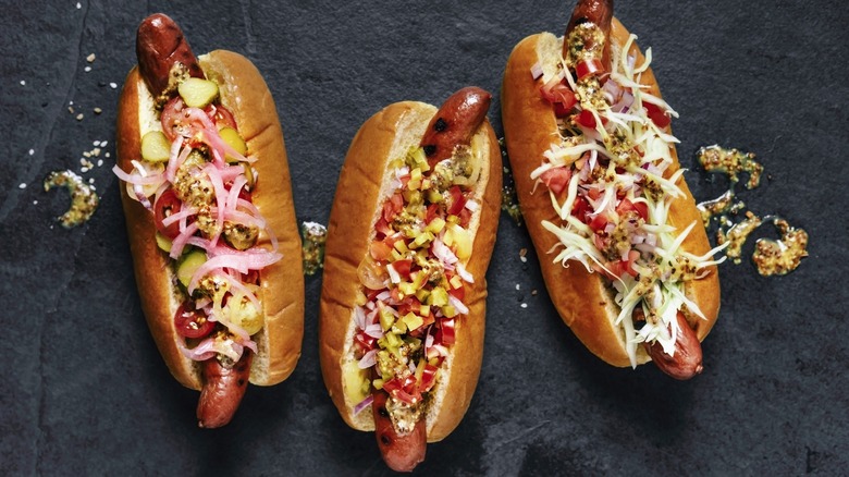 Hot dogs with toppings