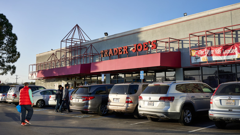 cars parked at Trader Joe's