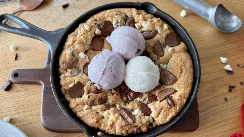 Chocolate chunk Pizookie with ice cream