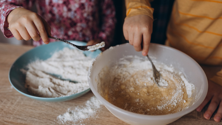 Preparing dough for desserts