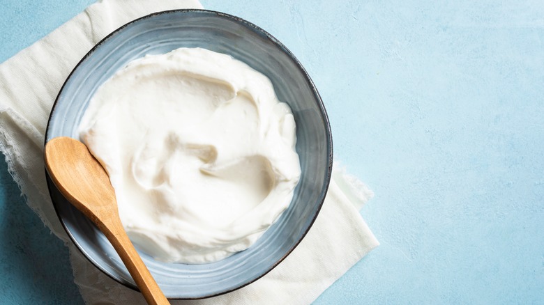 Greek yogurt in blue bowl