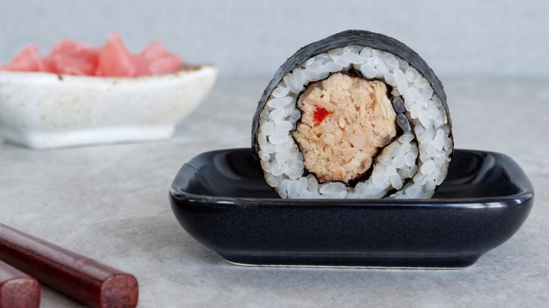 Canned tuna sushi maki roll with ginger