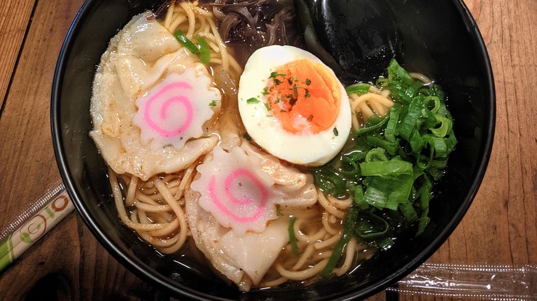 narutomaki garnished onto ramen