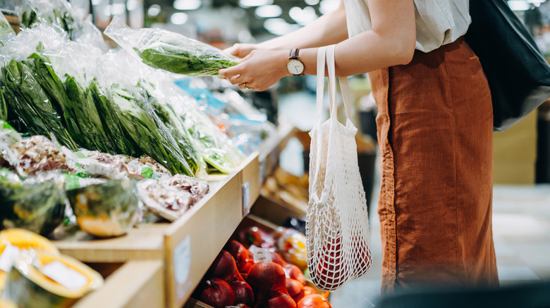 woman shopping for fresh produce